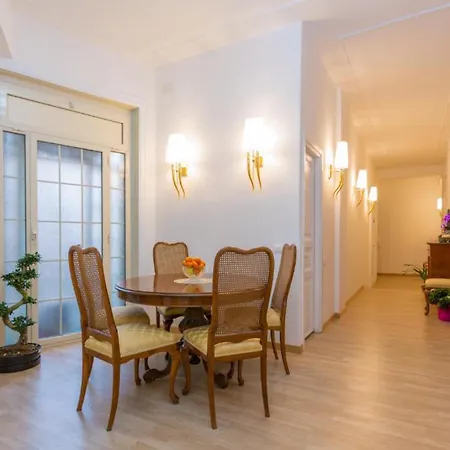 Bq House Castello Luxury Nocleg ze śniadaniem Rzym