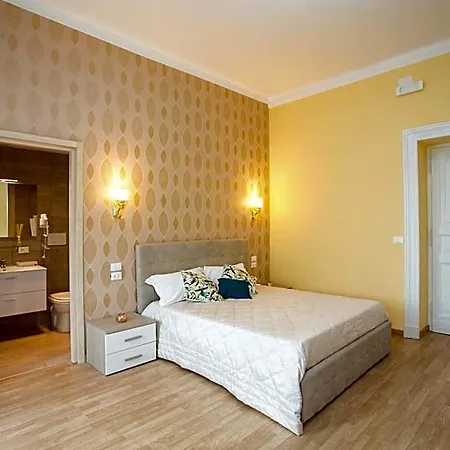 Bq House Castello Luxury לינה וארוחת בוקר 3*