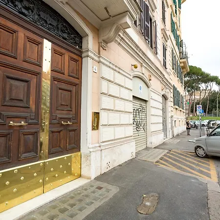 Bq House Castello Luxury 2*