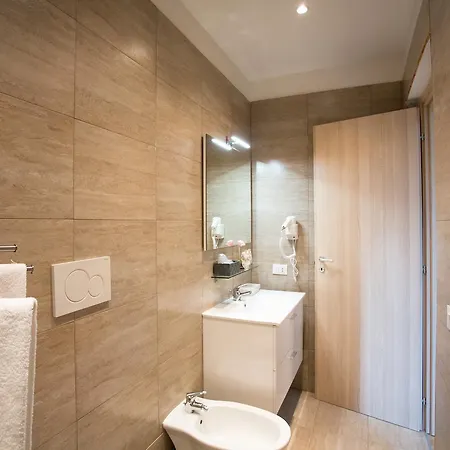 Bed & Breakfast Bq House Castello Luxury Roma