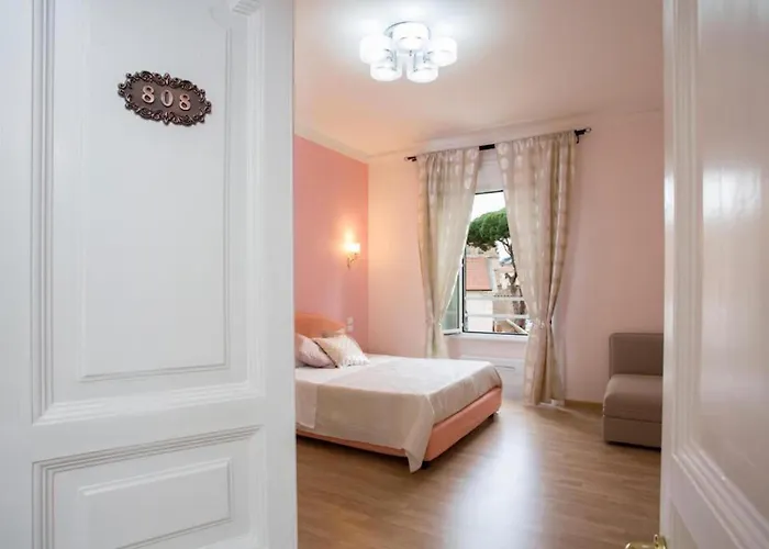 Bq House Castello Luxury Bed & Breakfast 3*
