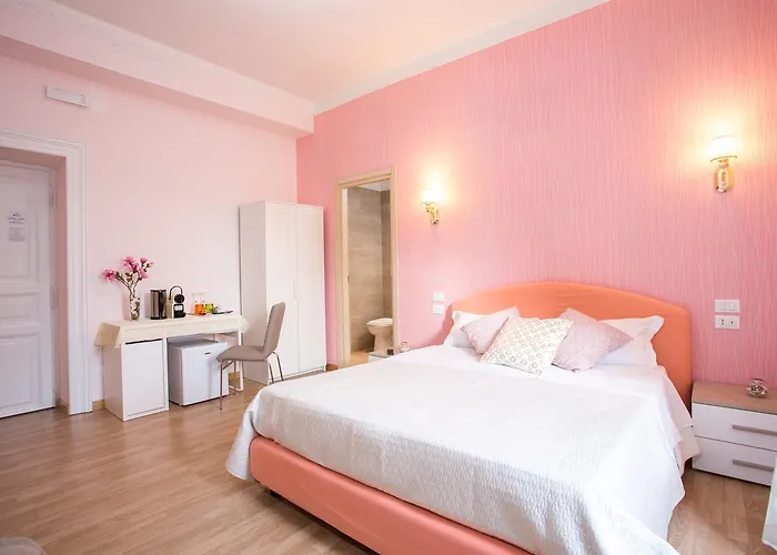 Bq House Castello Luxury Bed & Breakfast 3*